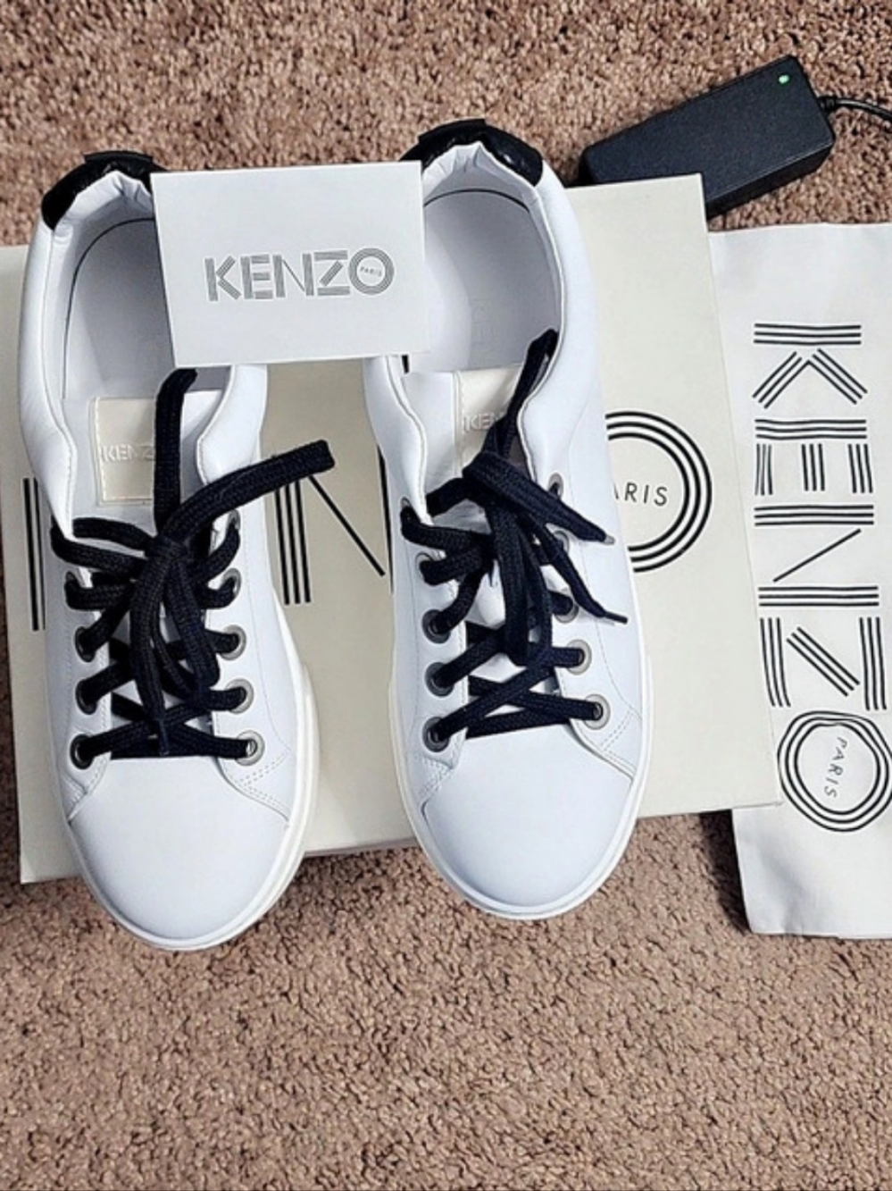 Kenzo Striker Low-Top Sneakers White & Black EU 39